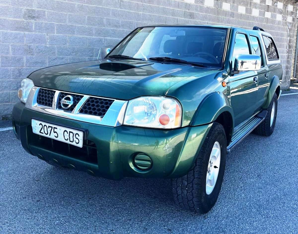 NISSAN NAVARA 4X2